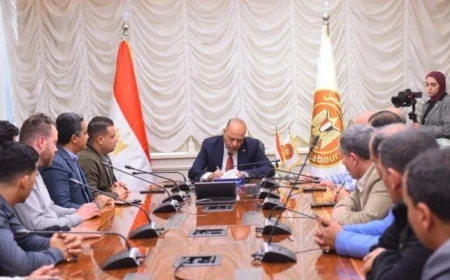 وزير العمل ينجح في إنهاء إضراب عمال شركة جيد تكستايل إيجيبت في مدينة العاشر من رمضان