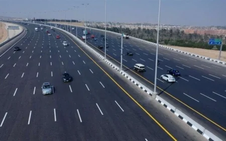 الطريق الإقليمي بالمنوفية يستأنف حركة السيارات بعد تحسن الرؤية الجوية