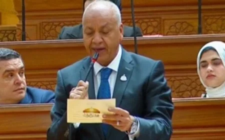 مصطفى بكري يكشف عن سبب تأجيل جلسة مجلس النواب إلى الساعة الرابعة عصرًا اليوم