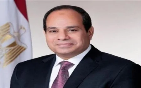 الرئيس السيسي يرحب بالفريق أول عبد المجيد صقر ومدير الأكاديمية العسكرية لتعزيز التعاون العسكري