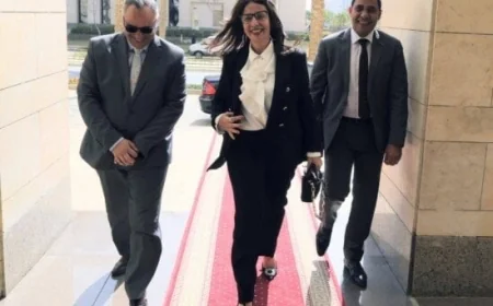 وزيرة الثقافة تلتقي قيادات وعاملي الوزارة في العاصمة الجديدة خلال ساعات العمل الأولى