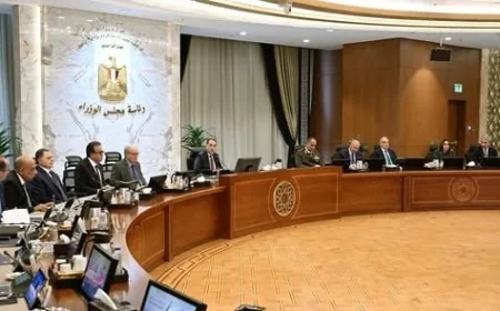 رئيس الوزراء يوجه بتخفيف الأعباء المعيشية على الموطنين في خطوة عاجلة تحث على الدعم الاجتماعي