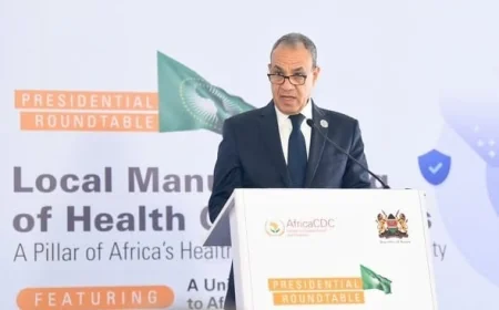 وزير الخارجية يؤكد أهمية الإنتاج المحلي للأدوية واللقاحات لتحقيق الأمن الصحي في إفريقيا