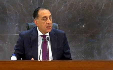 مدبولي يعلن صرف مرتبات الشهرين القادمين مبكرًا تنفيذًا لتوجيهات الرئيس السيسي