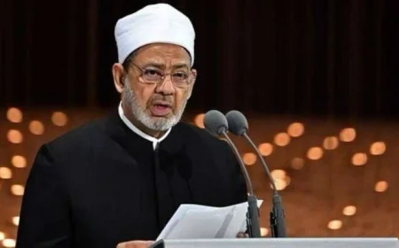 شيخ الأزهر ينعي الدكتور مفيد شهاب وزير التعليم العالي السابق ويشيد بمساهماته التعليمية