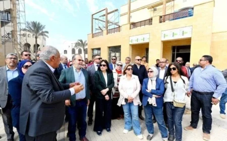 الإسكان تؤكد ضرورة الالتزام بأعلى معايير الجودة في مشروع حدائق تلال الفسطاط