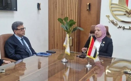 تعاون مثمر بين تطوير التعليم بالوزراء ونقابة البيطريين لاستكشاف المسارات الأكاديمية لجامعة الغذاء