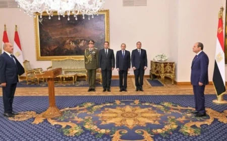 اللواء هاني رشاد يتسلم مهامه محافظا للسويس بعد أدائه اليمين الدستورية