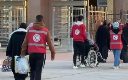 معبر رفح يشهد وصول دفعة جديدة من الفلسطينيين العائدين إلى غزة