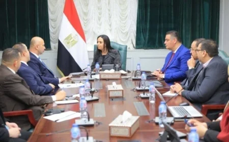 وزيرة التضامن تجتمع مع نواب لمناقشة مشروع قانون لتنظيم استخدام الأطفال لمواقع التواصل الاجتماعي