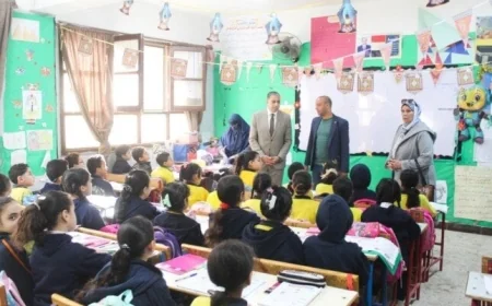 وكيل تعليم الجيزة يقوم بزيارات مفاجئة لمدارس العمرانية لمتابعة الانضباط المدرسي