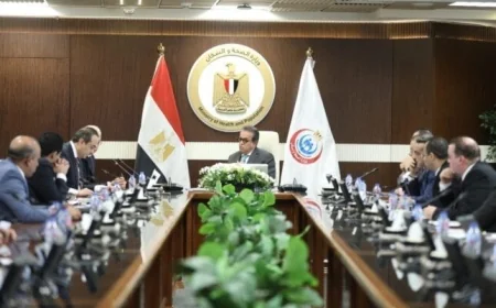 وزير الصحة يعاين التحضيرات لبدء التشغيل التجريبي للتأمين الصحي الشامل في المنيا