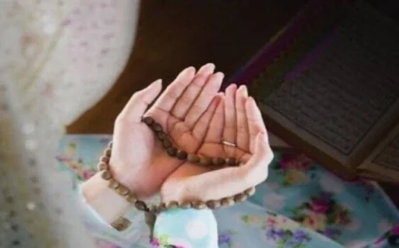 دعاء اليوم الأول من رمضان 2026 اجعلوه على لسانكم اللهم تقبل منا صيامنا