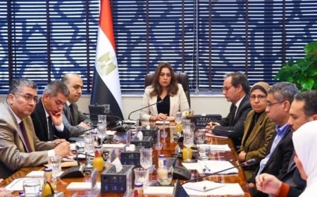 وزيرة التنمية المحلية والبيئة تستعرض الخطة الاستثمارية لتعزيز إدارة المخلفات وحماية البيئة