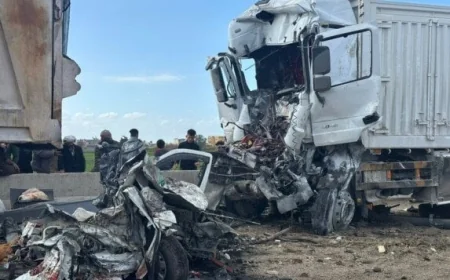 رئيس الوزراء يعبّر عن حزنه لضحايا حادث بورسعيد ويعلن عن إجراءات سريعة لمساعدة أسرهم