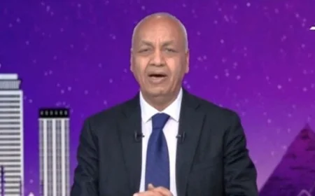 مصطفى بكري يؤكد أهمية الجدية في التعامل مع شكاوى المواطنين بعد حركة المحافظين