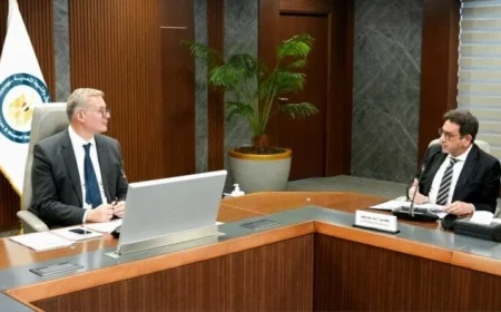 وزير البترول يثني على شركة خدمات البترول البحرية PMS ويعتبرها من أبرز الكيانات الوطنية