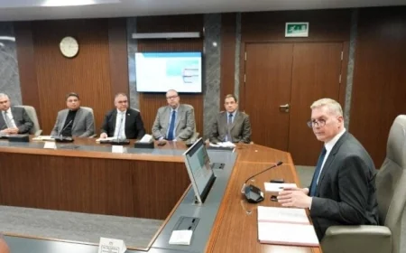 وزير البترول يناقش مع شركات الخدمات العالمية تطوير تقنيات حفر الآبار لرفع مستوى الإنتاج