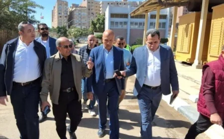 نائب وزيرة الإسكان يقوم بجولة تفقدية لمشروعات مياه الشرب والصرف الصحي في الفيوم