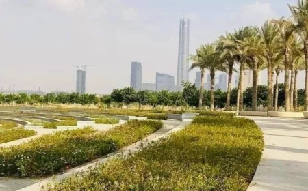 وزيرة الإسكان تراقب تطورات مشروع الحدائق المركزية والحي السكني الخامس بالعاصمة الإدارية الجديدة