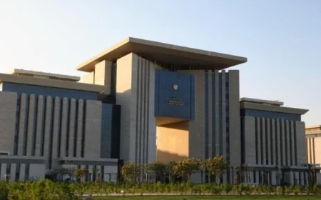 الحرب الأمريكية الإيرانية وزارة الخارجية تطلق خلية عمل لرصد أحوال الجاليات المصرية في المنطقة