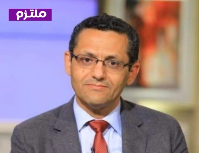 نقيب الصحفيين يدعو الأعضاء لاحترام ميثاق الشرف بعد حادثة فتاة الأتوبيس وشاب بنها