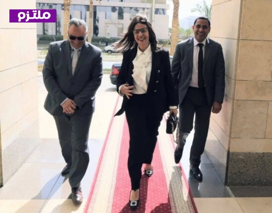 وزيرة الثقافة تلتقي قيادات وعاملي الوزارة في العاصمة الجديدة خلال ساعات العمل الأولى