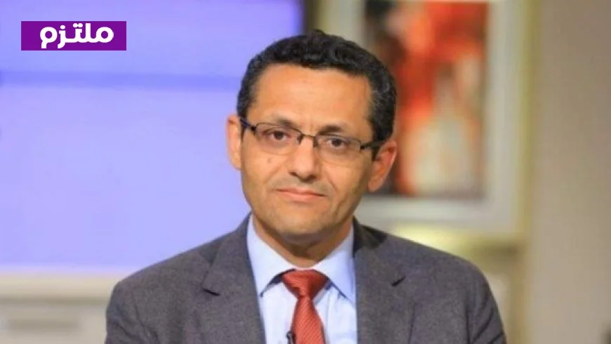 نقيب الصحفيين يدعو الأعضاء لاحترام ميثاق الشرف بعد حادثة فتاة الأتوبيس وشاب بنها