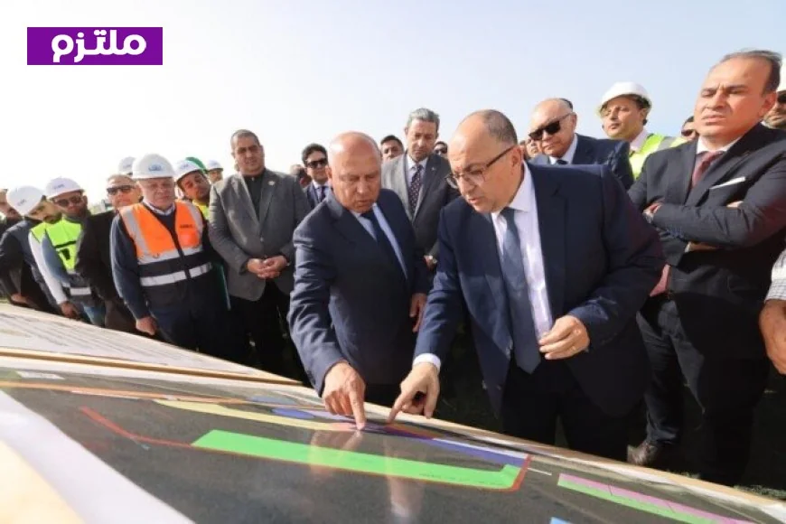 وزير النقل يزور محطة الشحن البحري لخط الرورو المصري الإيطالي ويستعرض التطورات الجديدة