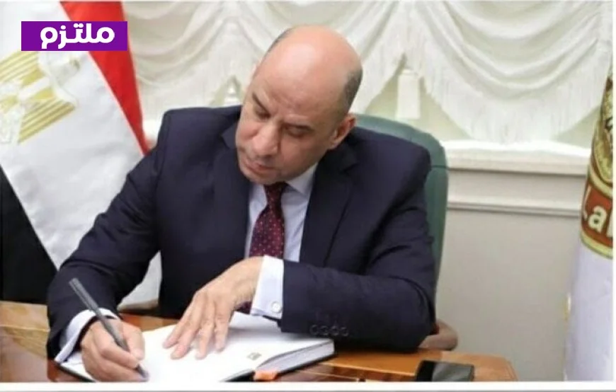 وزير العمل يعلن عن صرف 331 مليون جنيه كمنحة رمضان للعمالة غير المنتظمة