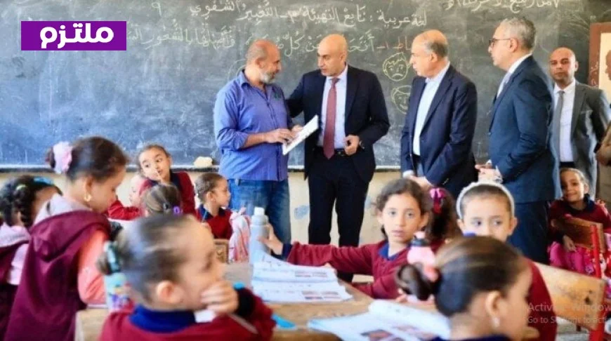 تعليم القاهرة يفتح باب طلبات الإعارات للمعلمين والإداريين للعمل في الخارج