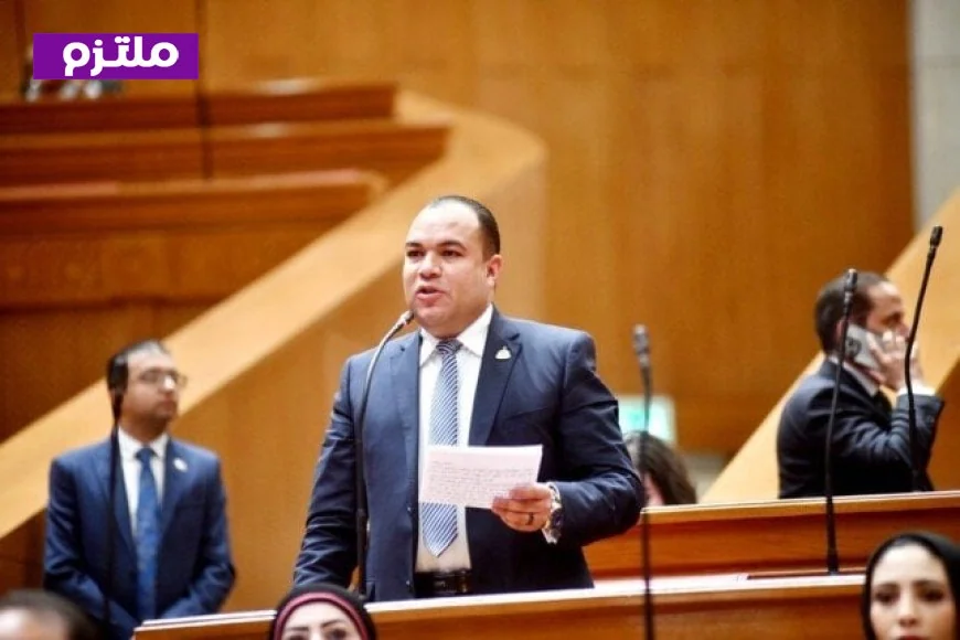 رئيس برلمانية المؤتمر يؤكد الأبعاد الإنسانية والاجتماعية لقانون الخدمة العسكرية