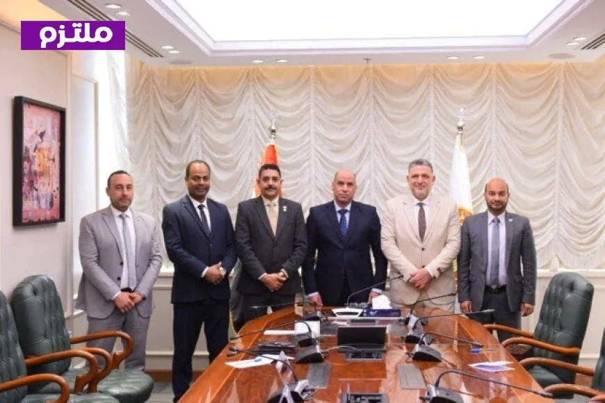 وزير العمل يؤكد التزام الحكومة بتعزيز الحريات النقابية وترسيخ العدالة والتوازن في سوق العمل