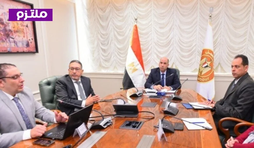 وزير العمل يؤكد أن التحول الرقمي هو الطريق الثابت لتعزيز تطوير الخدمات الحكومية