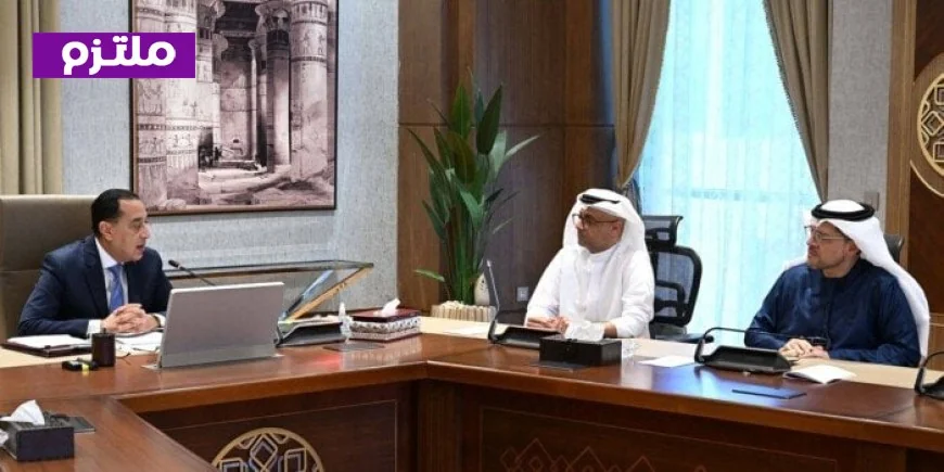 رئيس الوزراء يطلع على آخر تطورات مشروع رأس الحكمة في الساحل الشمالي