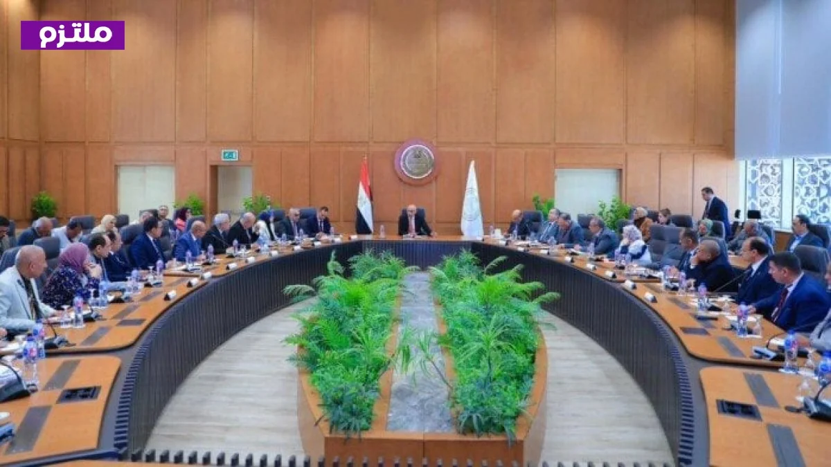 وزير التعليم يعلن عن ضوابط مشددة لامتحان الإعدادية مع التركيز على أسئلة الكتاب المدرسي