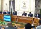 رئيس الوزراء يعقد مؤتمرا صحفيا عاجلا مع بث مباشر لجميع التفاصيل