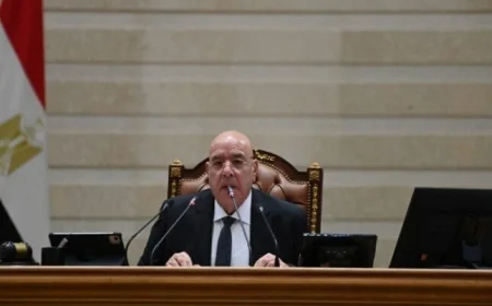 رئيس مجلس النواب يقدم تقرير اللجنة المشتركة بشأن تعديل قانون الضريبة على العقارات