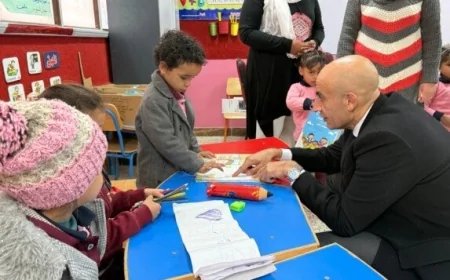 وزير التعليم يقوم بجولة تفقدية في مدارس قنا ويشدد على أهمية تعزيز مهارات القراءة والبرمجة وتطوير أداء المعلمين