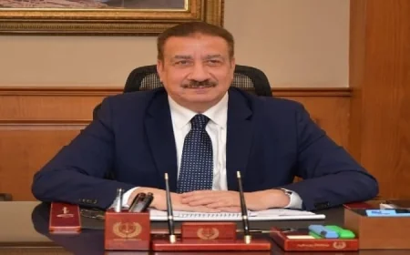 محافظ بورسعيد يعتمد تغييرات جديدة لرؤساء الأحياء لتعزيز الخدمات المحلية