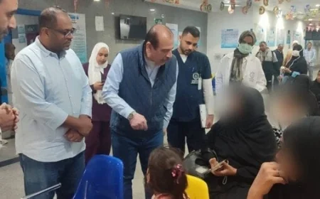 نائب وزير الصحة يقوم بجولة ميدانية لتفقد منشآت أسوان الصحية