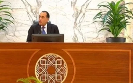 مدبولي يؤكد للمواطنين مراجعة زيادة أسعار البنزين والسولار مع انتهاء الظروف الاستثنائية