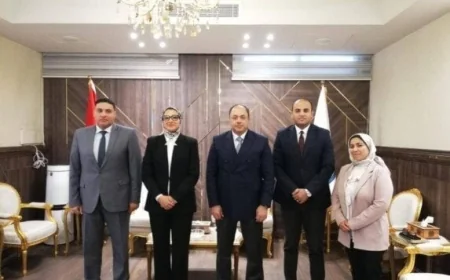 رئيس هيئة تنمية الصعيد يناقش مع محافظ الوادي الجديد سبل تعزيز التعاون الثنائي