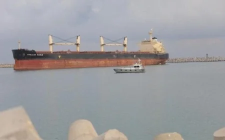 عواصف ترابية تعطل حركة السفن في ميناء العريش وتؤثر على حالة الطقس الآن