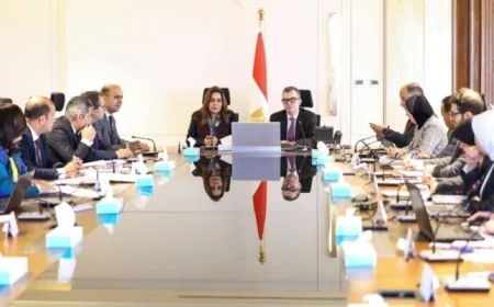 وزير التخطيط يؤكد أهمية الخطة الاستثمارية للتنمية المحلية والبيئة في رفع مستوى المعيشة بالمحافظات