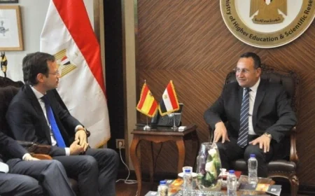 تعزيز التعاون الأكاديمي بين التعليم العالي وإسبانيا من خلال زيارة وفد جامعة IE وسفير إسبانيا