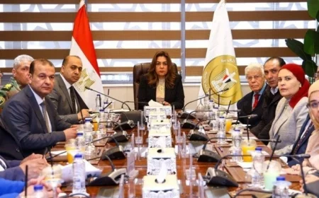 دراسة تمديد تراخيص أنشطة المخلفات غير الخطرة وإعادة تصنيفها لتحسين إدارة النفايات