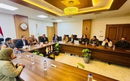 وزيرة الإسكان تراقب آخر تطورات توفيق الأوضاع بالأراضي الجديدة في العبور والشروق