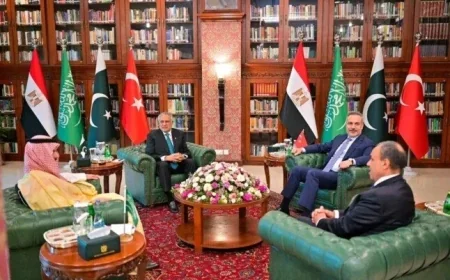 وزير الخارجية يناشد في إسلام أباد بضرورة بدء مسار تدريجي للتهدئة لإنهاء الحرب