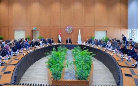 وزير التعليم يعلن عن ضوابط مشددة لامتحان الإعدادية مع التركيز على أسئلة الكتاب المدرسي